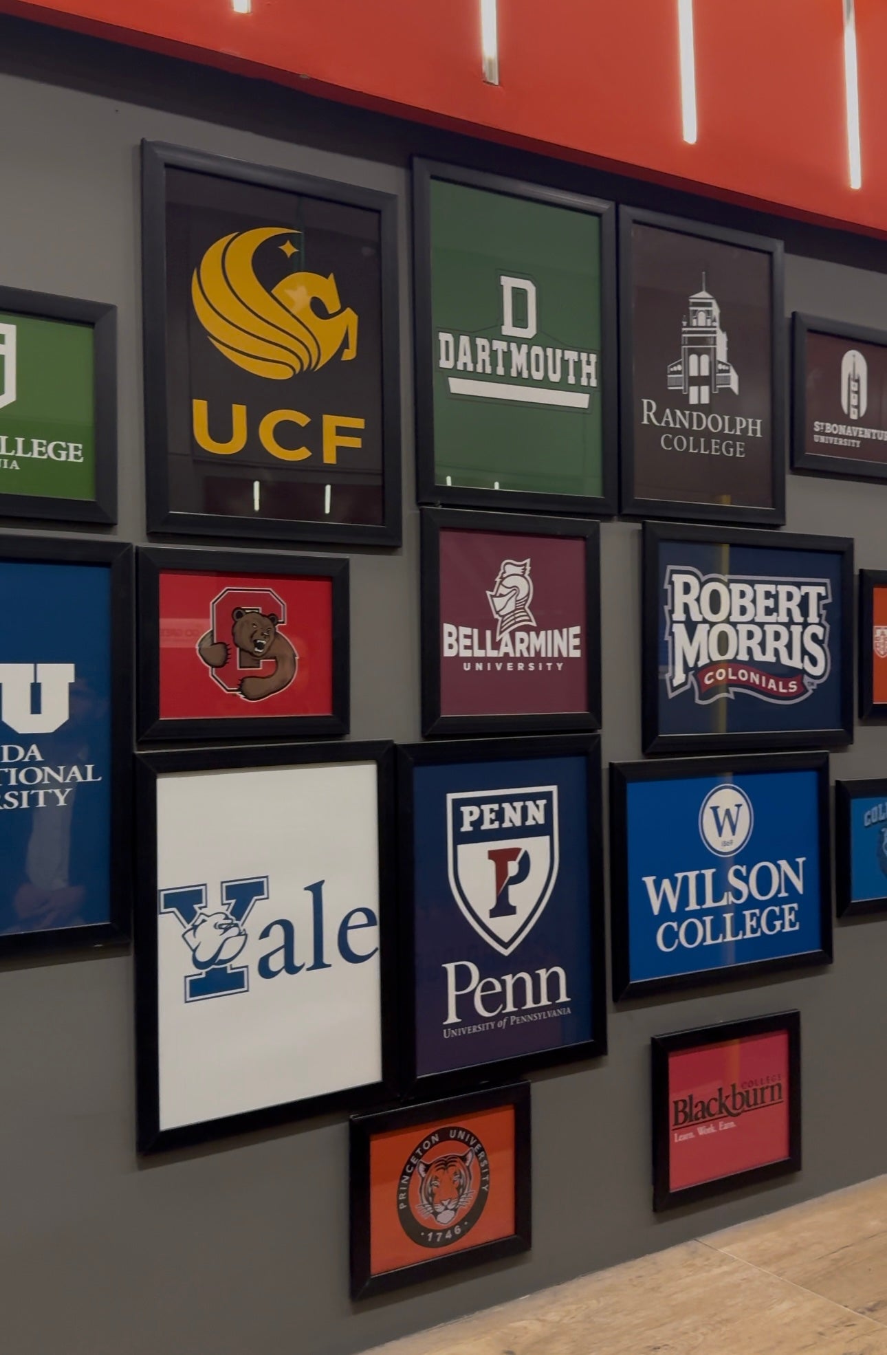 Set of 20 Frames - International Universities